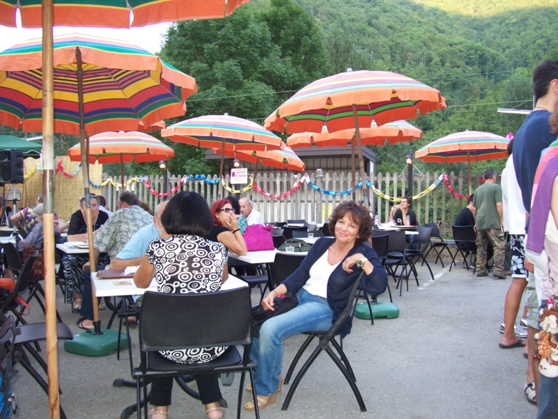  Image name: Estate058.jpg 
 width: 801 pixel 
 height: 602 pixel 
 Size: 487196 bytes 
 Click to enlarge 